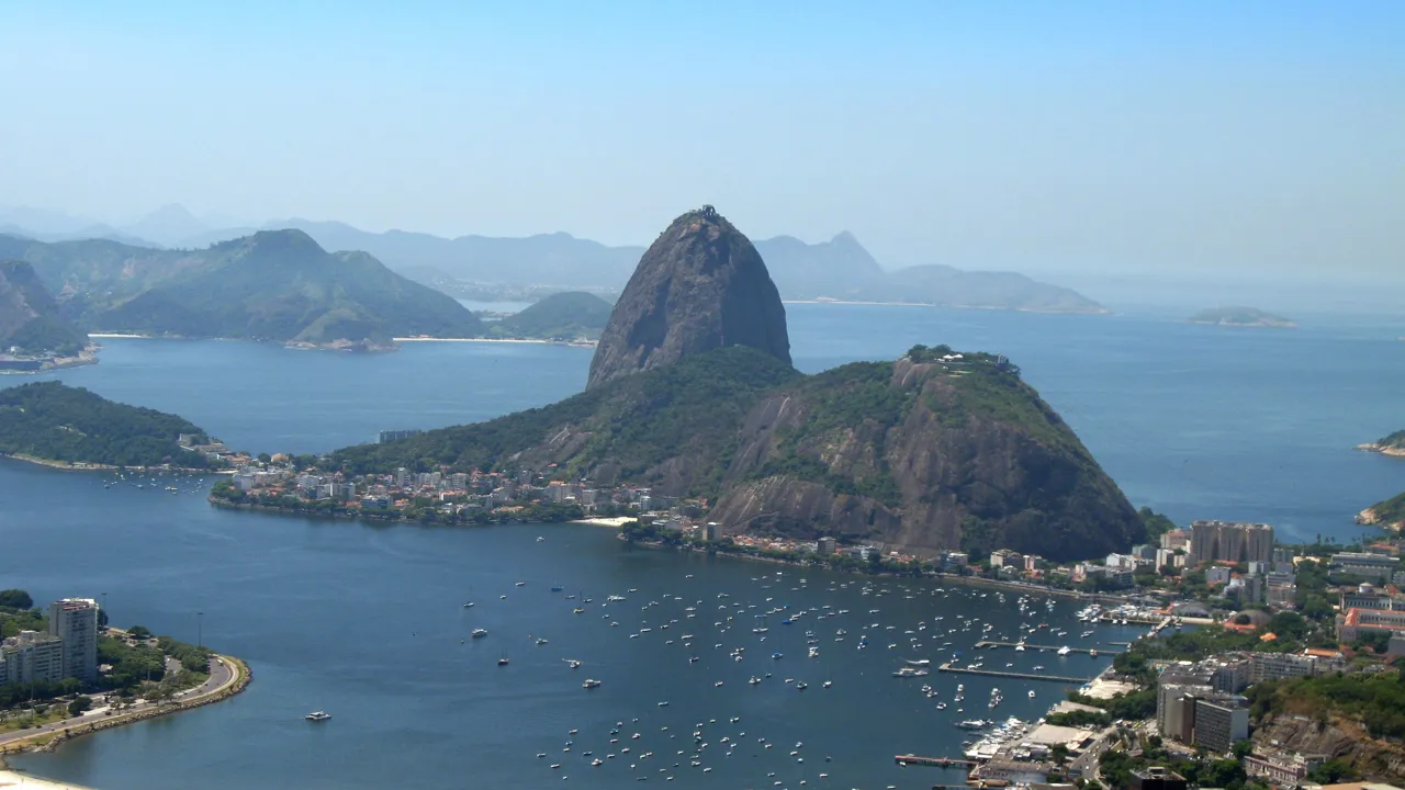 Vi besøger den berømte Sukkertop på vores byrundtur i Rio de Janeiro. Foto Irene Hellvik