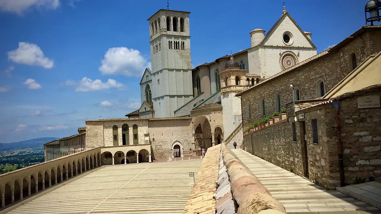 Assisi er, efter Vatikanet og Peterskirken i Rom, et af de mest søgte rejsemål blandt pilgrimme verden over! Foto Lene Brøndum