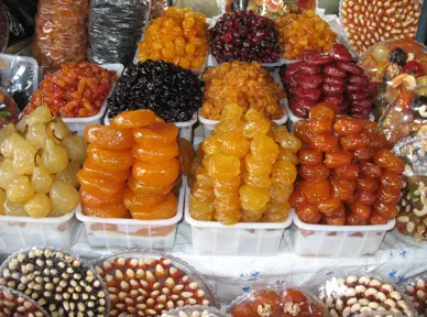 Var det noget med en kandiseret frugt? Det er en delikatesse i Armenien. Foto Kirsten Gynther Holm