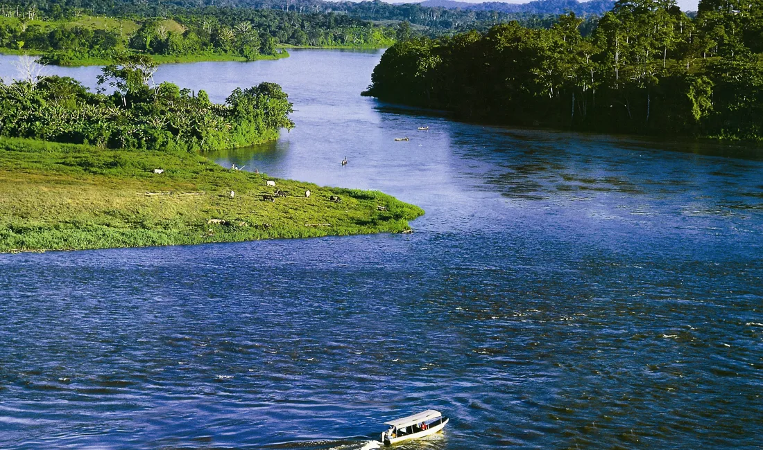 Rio San Juan er Nicaraguas største flod. Foto Viktors Farmor