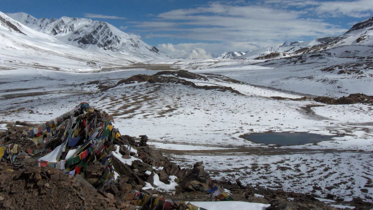 Vi kommer på en ægte ekspedition i de indiske Himalaya-bjerge uden at gå på kompromis med komforten. Foto Erik Holm