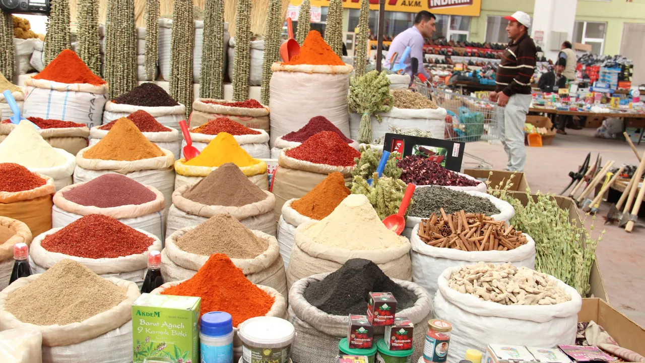 Det tyrkiske byder på et væld af krydderier. Foto Anne Hjernøe